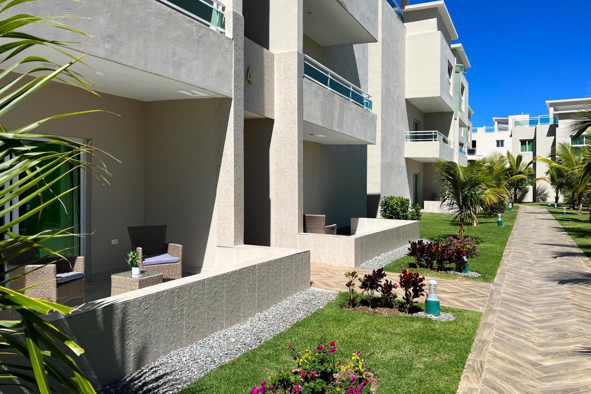 Playa Palmera Beach Resort Punta Cana Exterior photo